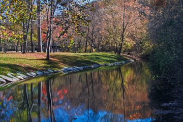 Dogwood Canyon in Fall