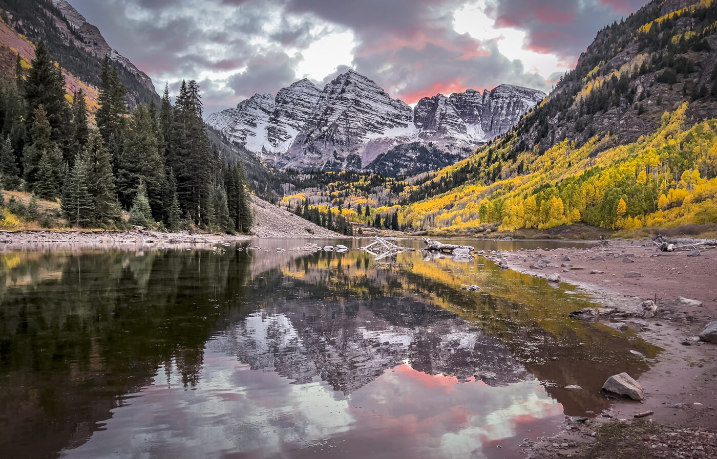 Maroon Bells - © Mickey Arlow