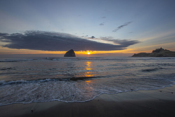 Kiwanda Rock at Sunset by Suzanne Ansley